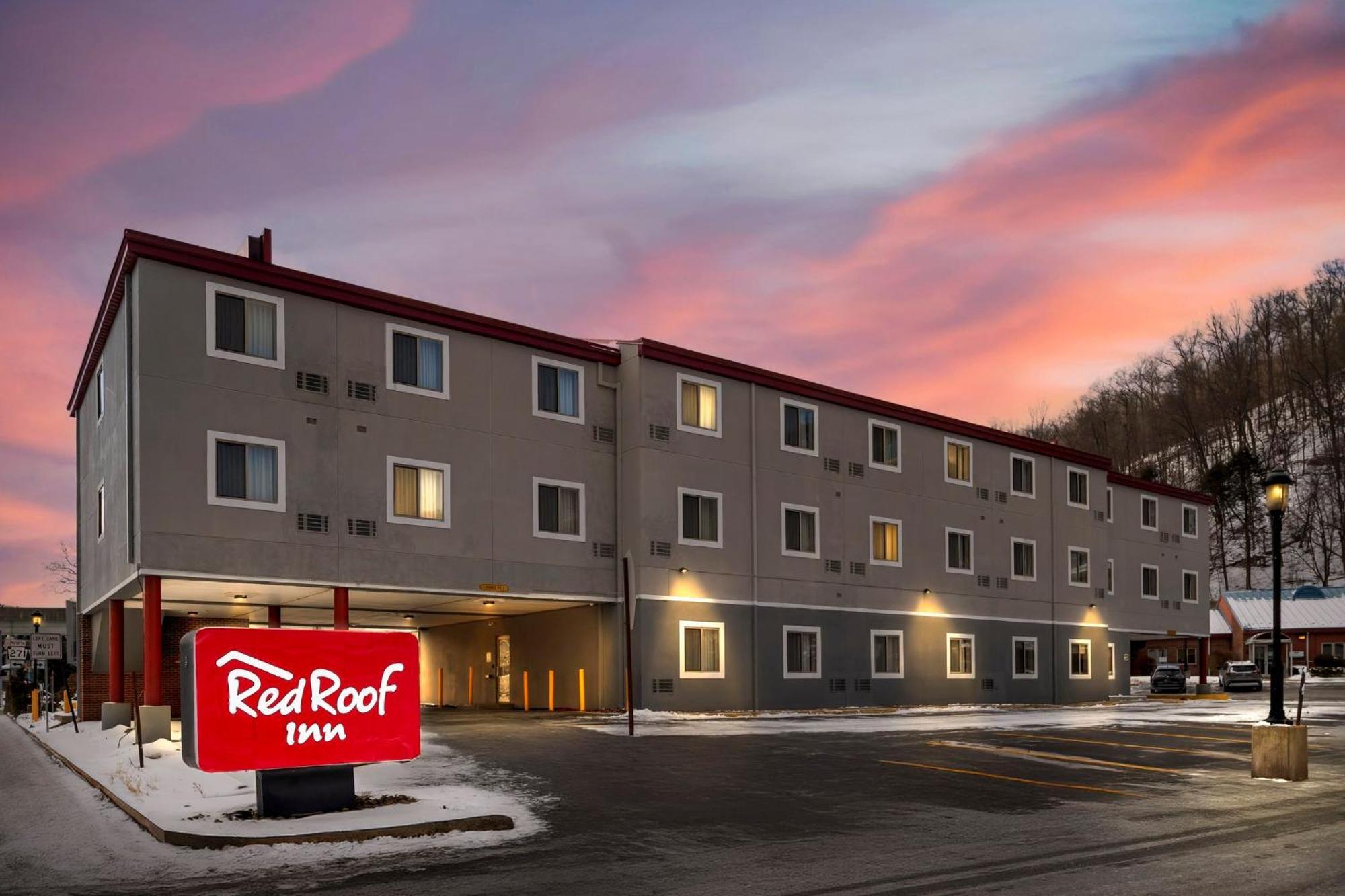 Red Roof Inn Johnstown Exteriör bild